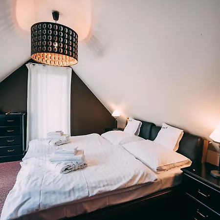 Bed & Breakfast Wellness Lampasik